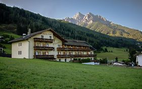 Hotel Wiesenhof